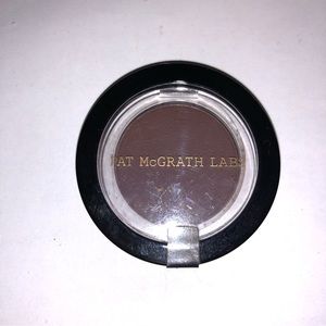 Pat McGrath Labs eyeshadow single: shade deep velvet